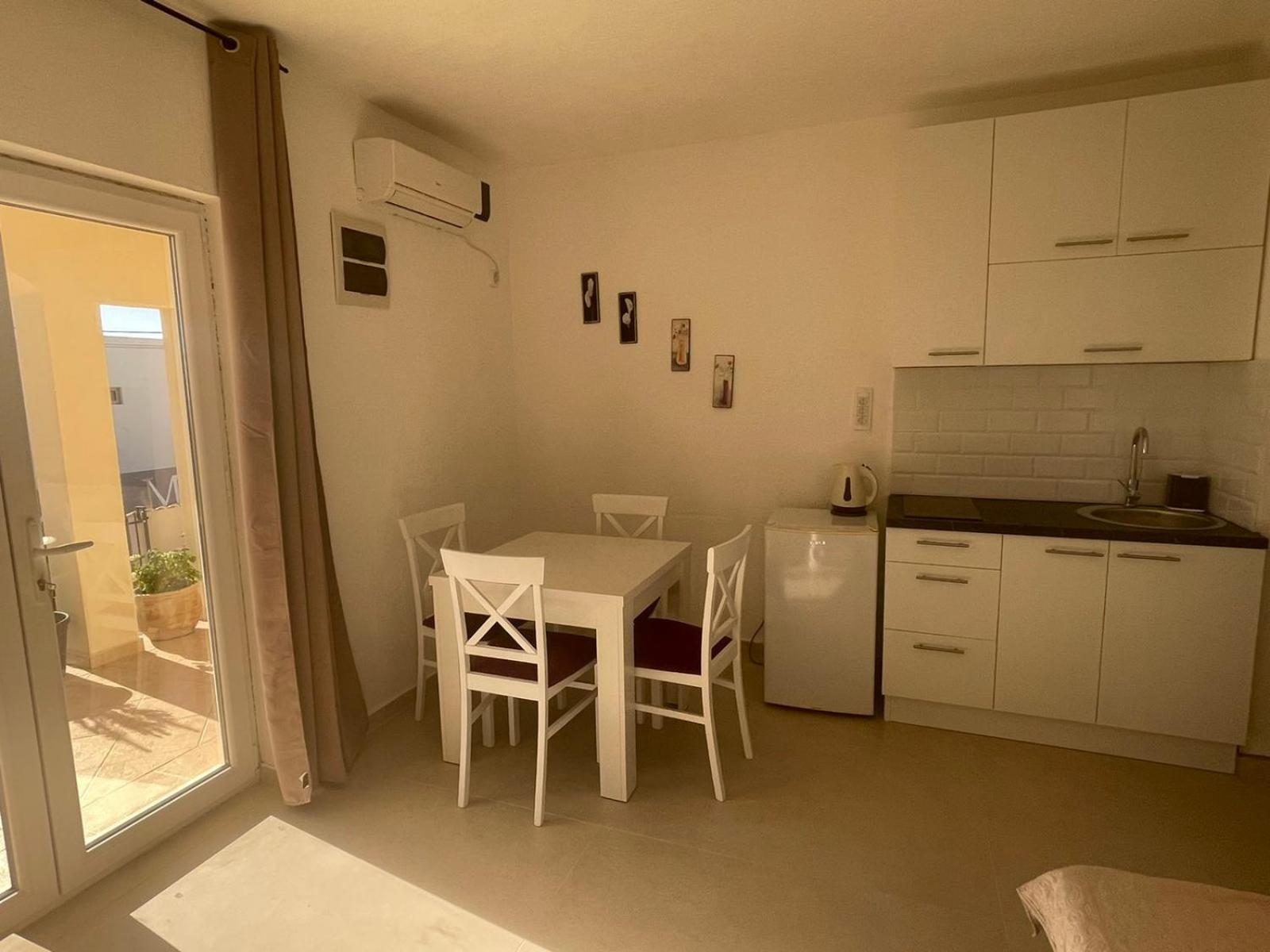 Talija Apartments Krimovica Budva Pokoj fotografie